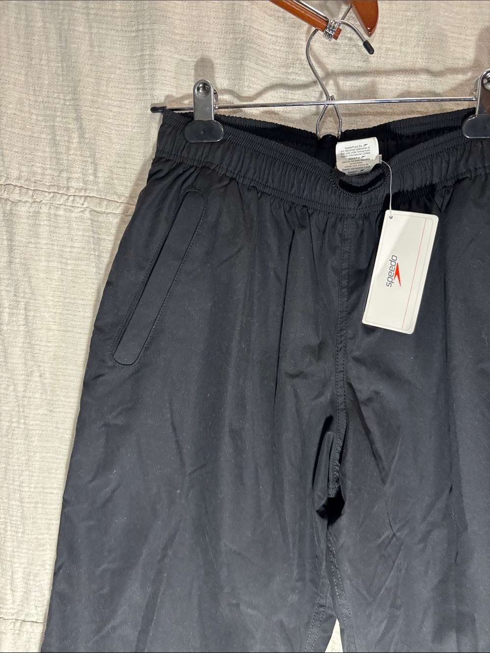 Speedo Black Men's Lightweight Track Joggers - Picture 5 of 12